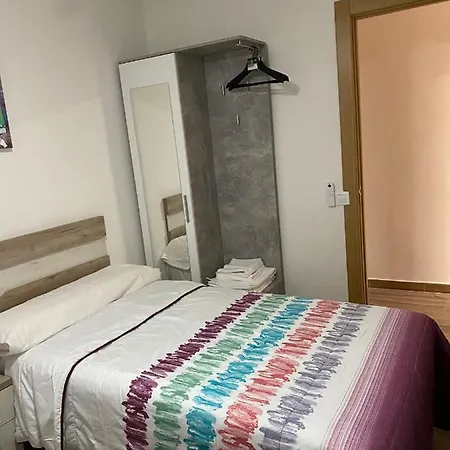 Solymar Poniente Recien Reformado A 3 Min De Playa Poniente Y Del Centro Parking Opcional Apartament