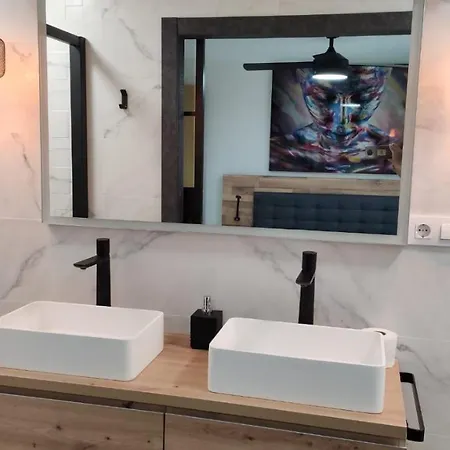 Solymar Poniente Recien Reformado A 3 Min De Playa Poniente Y Del Centro Parking Opcional Apartament *